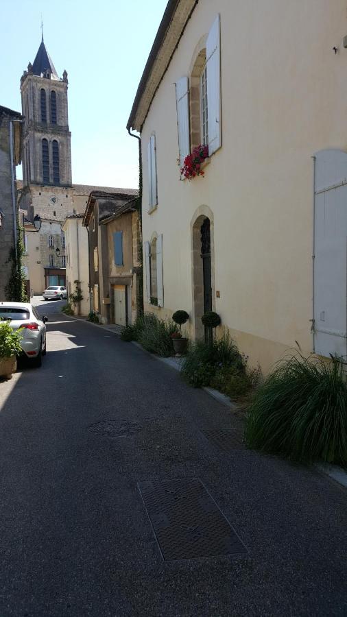 Chambres D'Hotes Art Et Remparts La Réole Exteriör bild